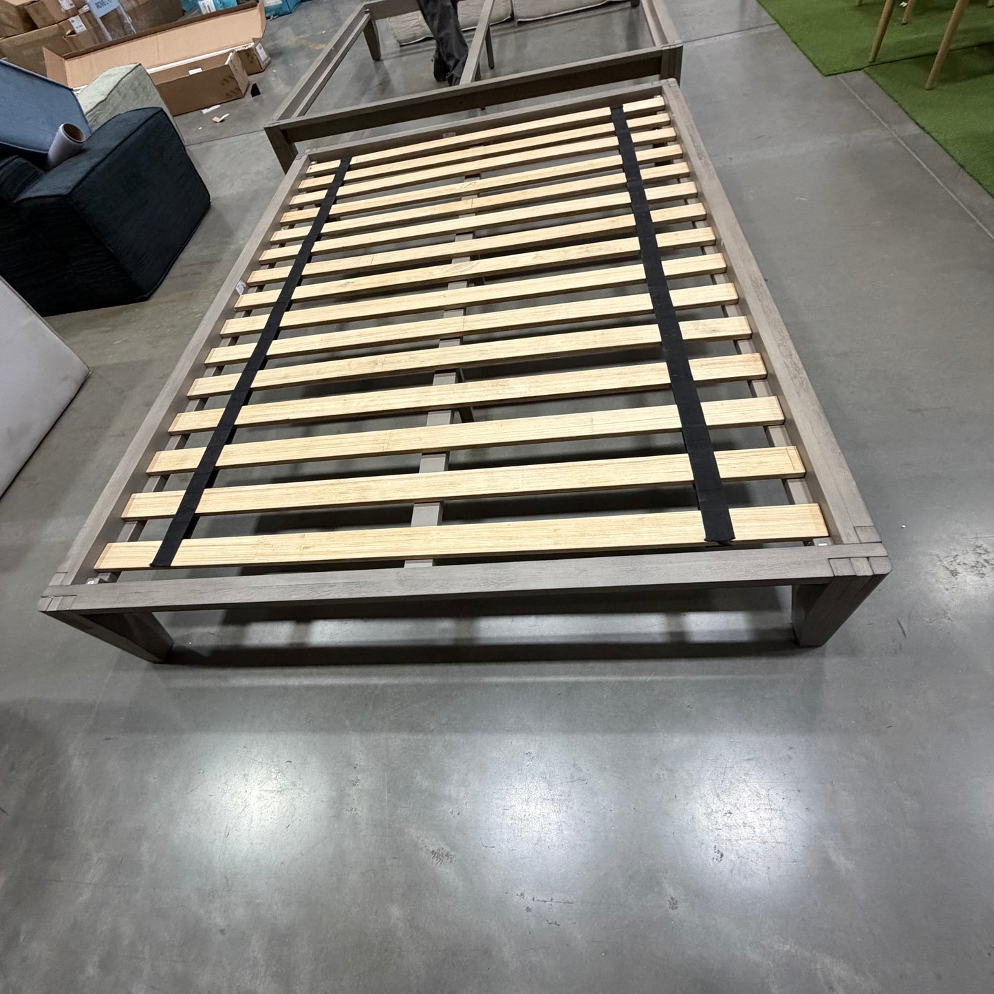 Sabi Bed - Queen, Grey Oak Veneer