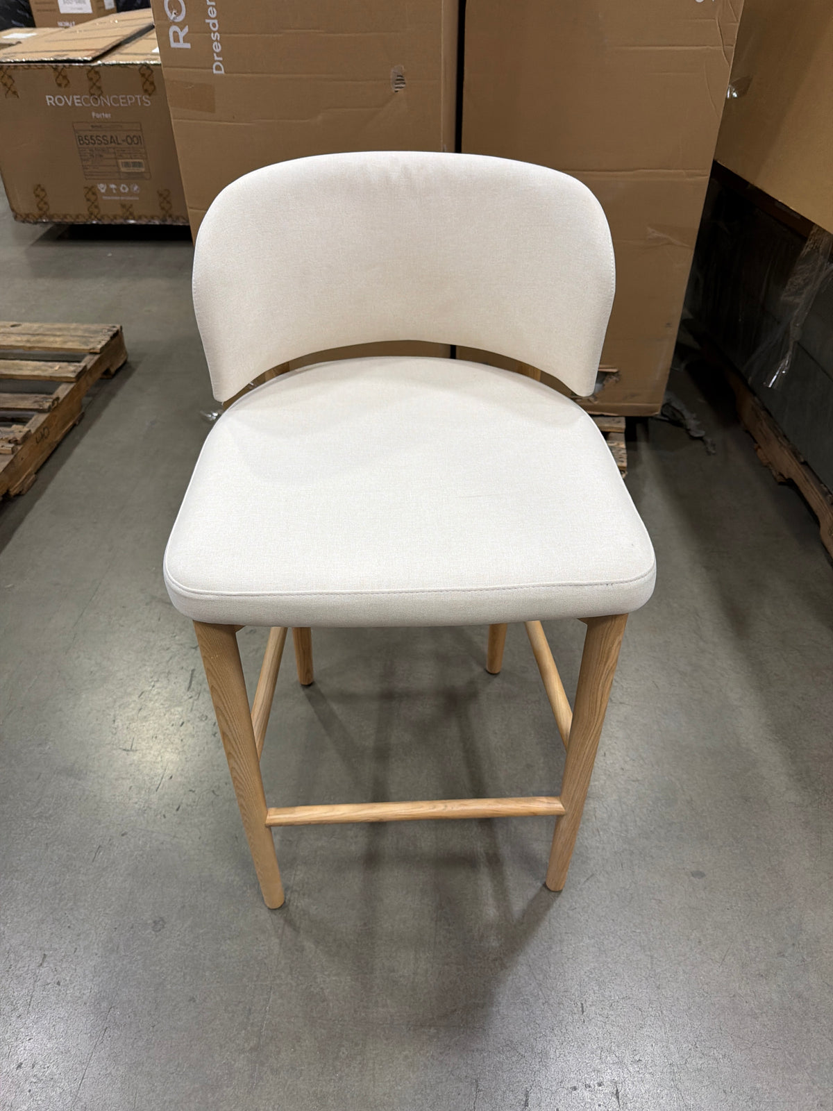 Loren Counter Stool - Modern Felt: Nimbus, Natural Finish