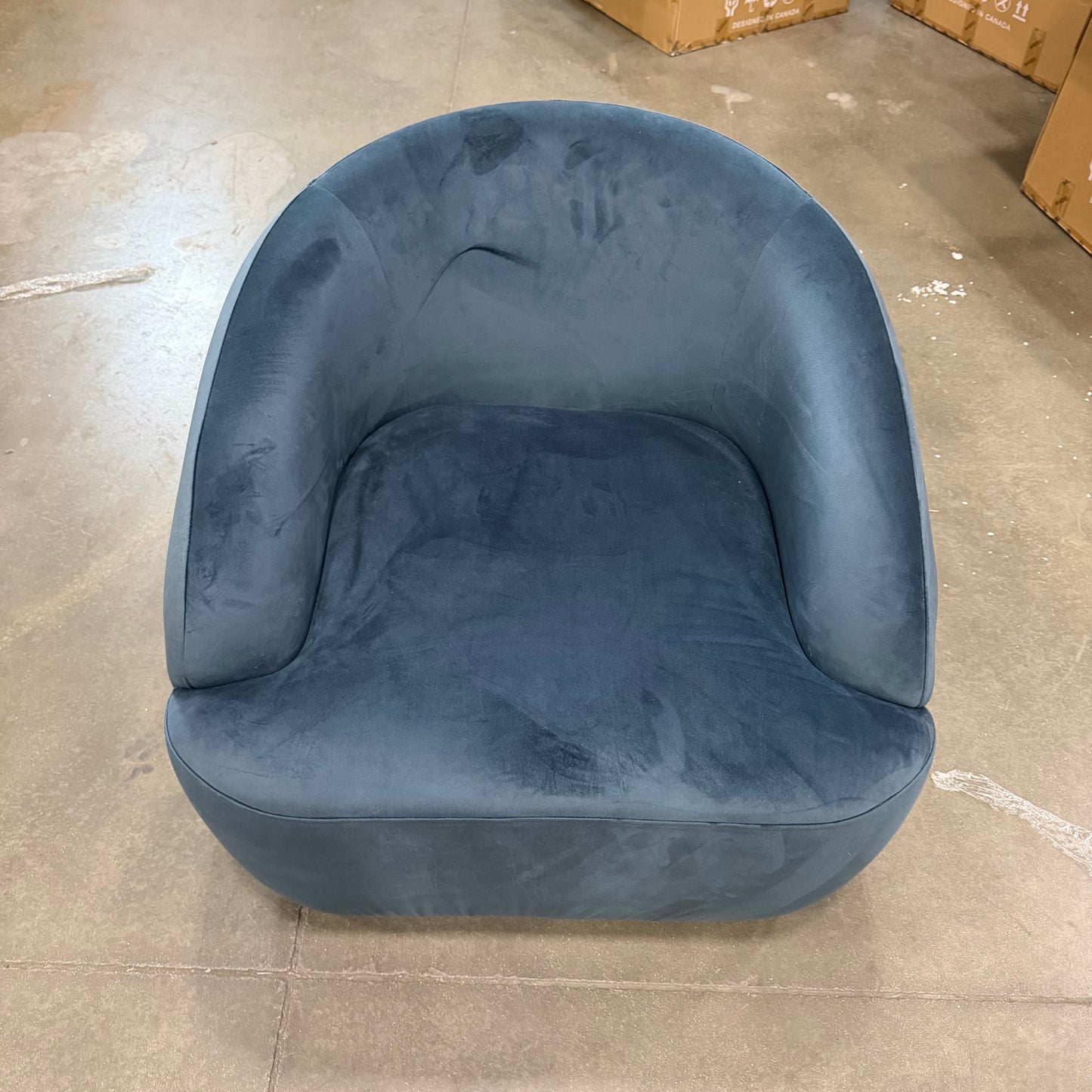 Isla Lounge Chair - Velvet: Indigo