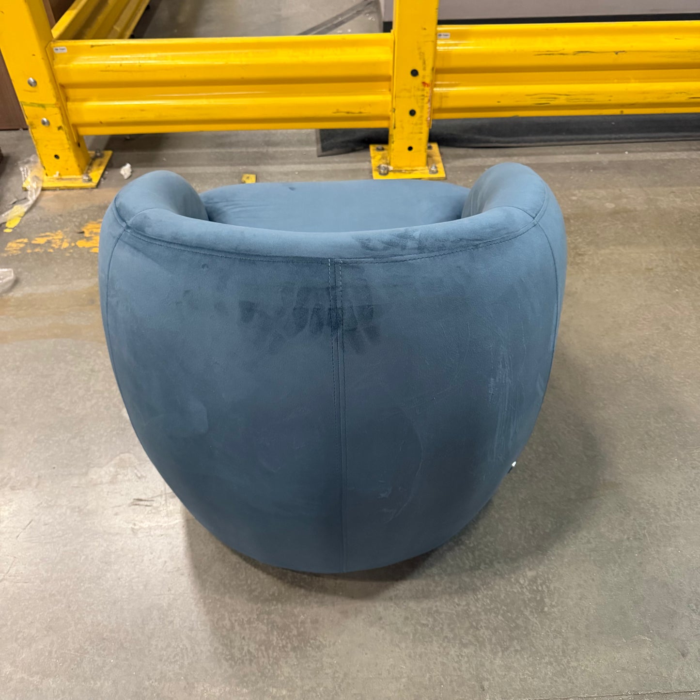 Isla Lounge Chair - Velvet: Indigo