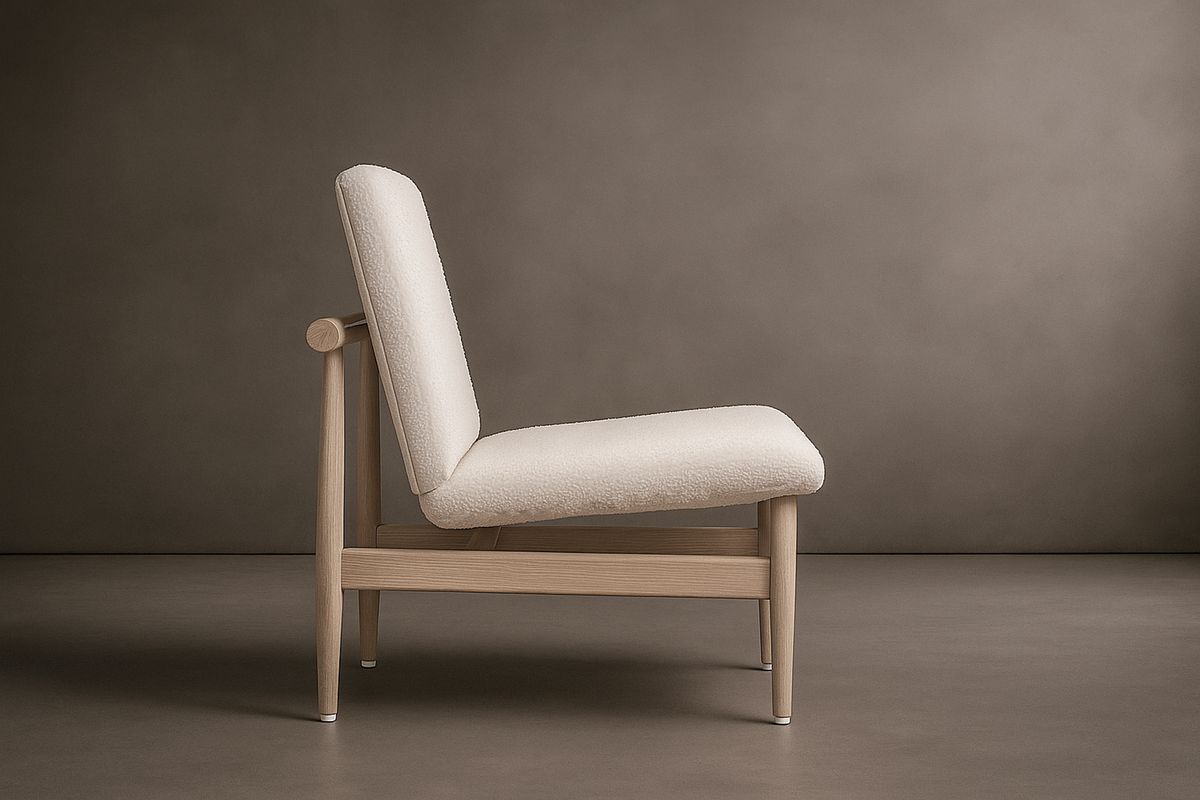 Japan Lounge Chair - Bouclé: Opal